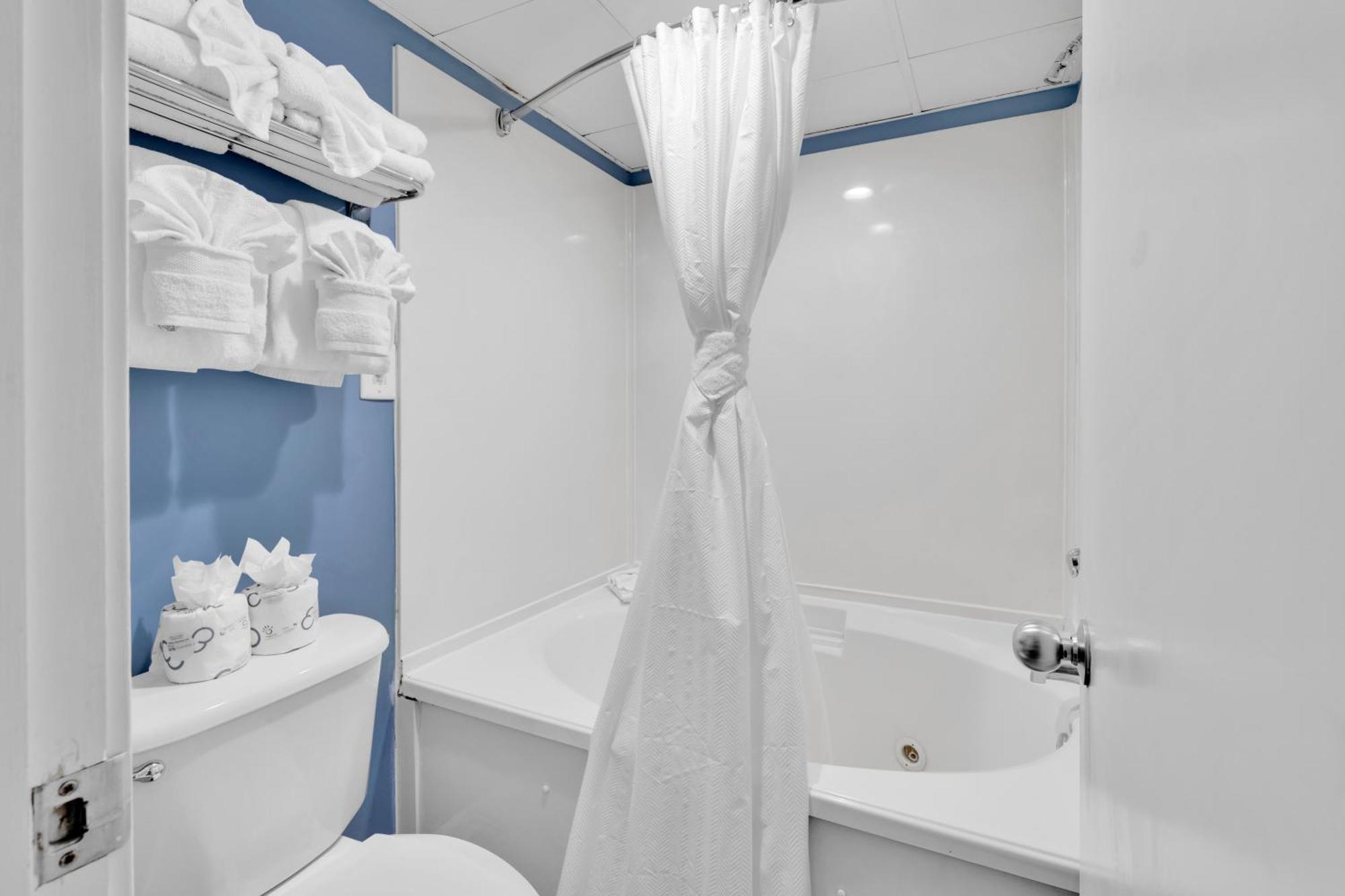Hosteeva Boardwalk Ocean-Front Condo Миртъл Бийч Екстериор снимка